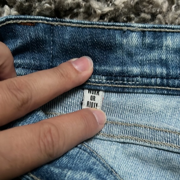 Sinclair Jean shorts - Picture 4 of 9